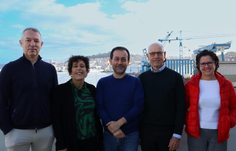 Novo equipo directivo. Foto na terraza do IIM en Bouzas co porto de fondo. Aparecen, de esquerda a dereita, Jose Babarro, Marta López, Fran Saborido, Xosé Pintado e Sonia Dios.